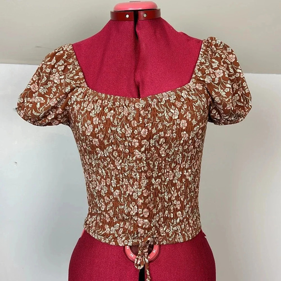 Ruched front/back floral puff sleeve knit adjustable front elasticized waist - Picture 7 of 7